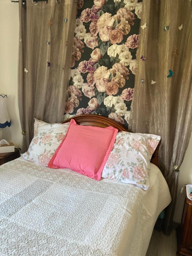La Fossette Bed & Breakfast Анел Екстериор снимка
